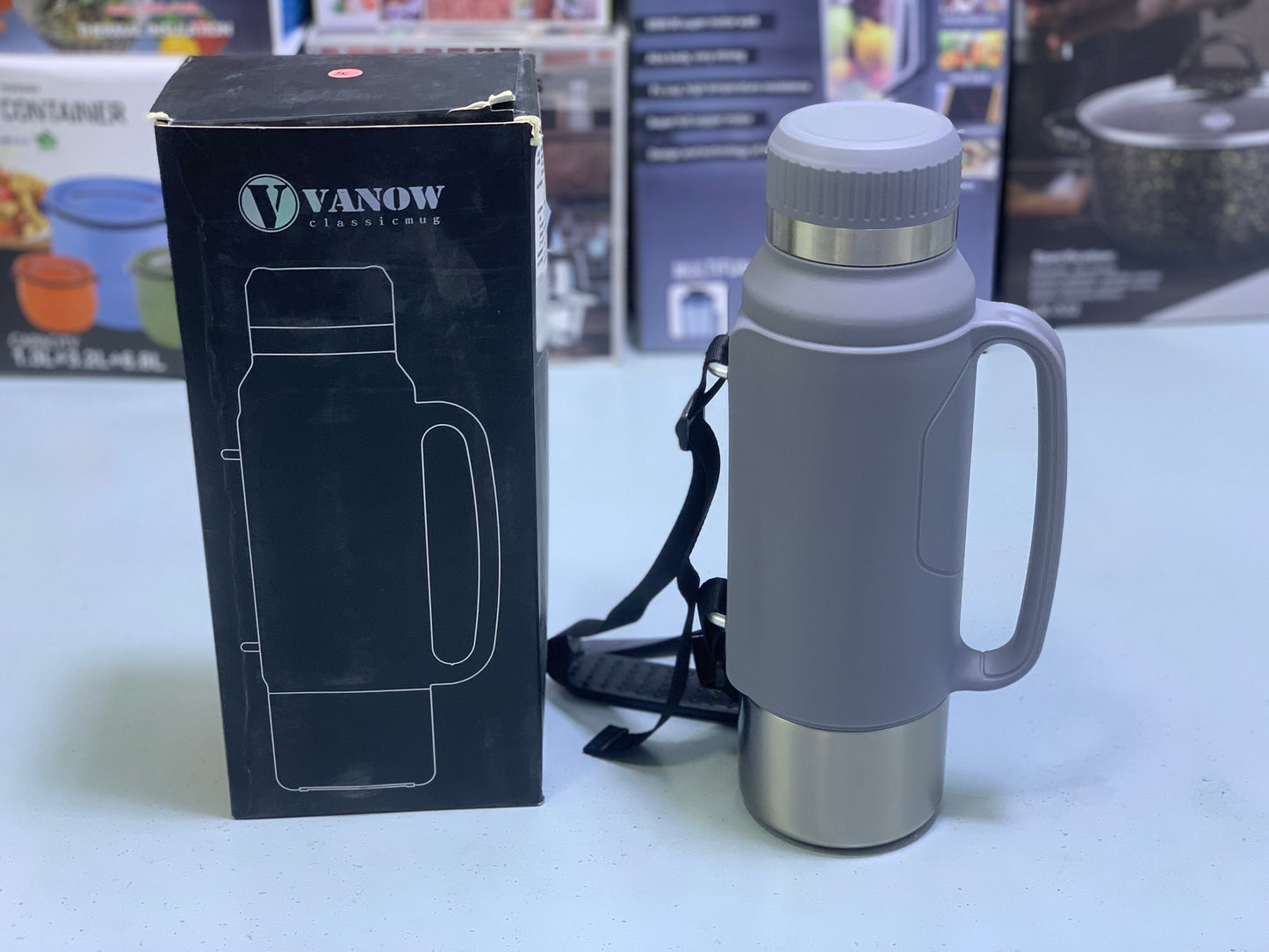 VANOW bottle| 1.8L capacity| Stainless Steel Body: SUS 316