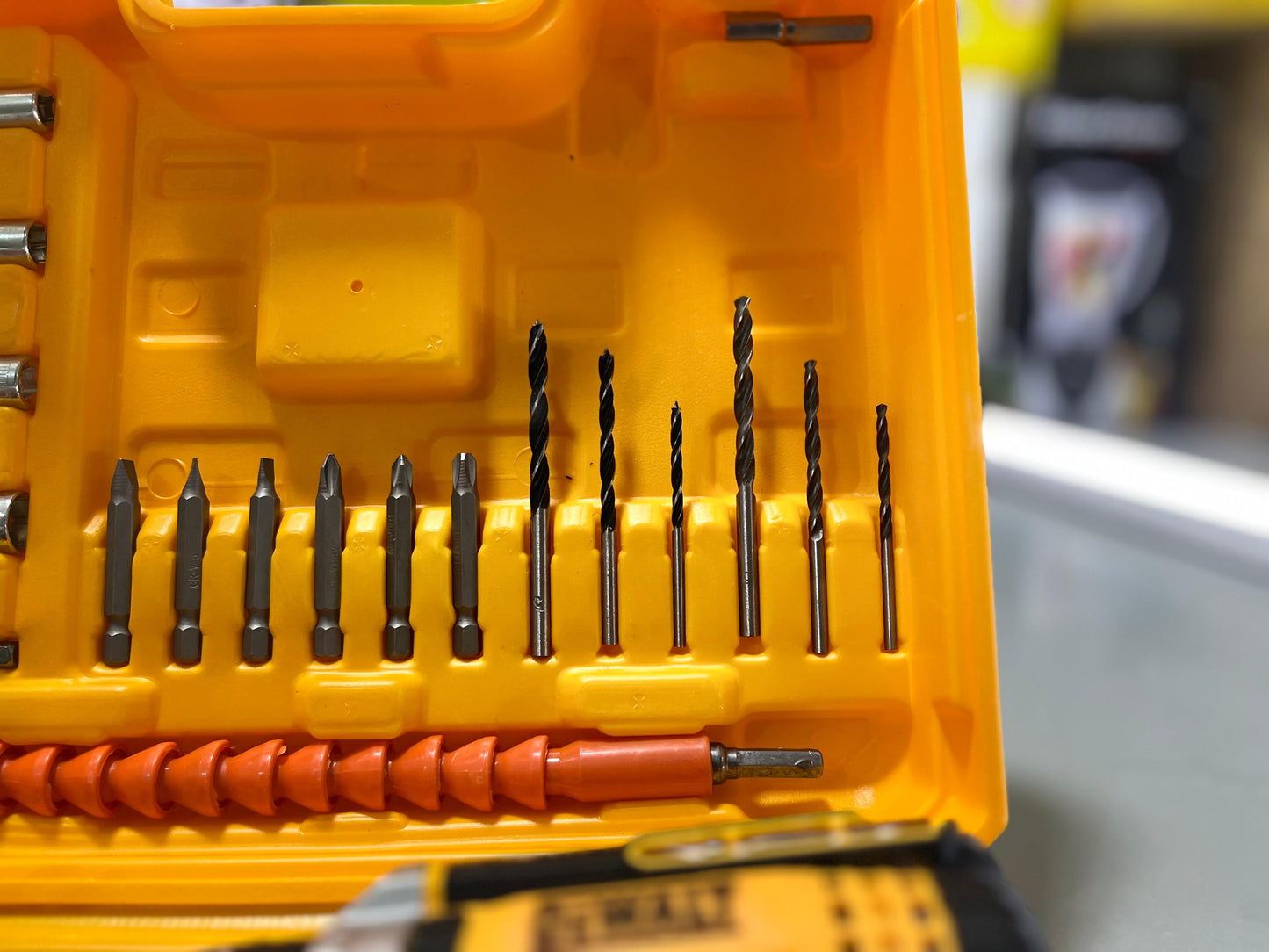 Imported DEWALT 36-V (34-Piece Rechargeable Drill Set) 🛠️