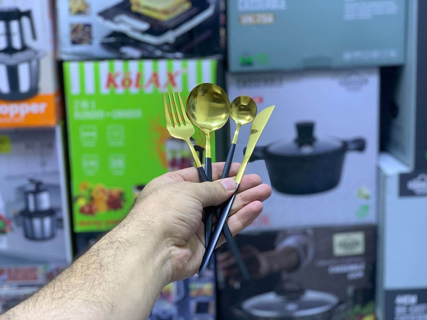 Black and Golden Cutlery Set 24 Pieces