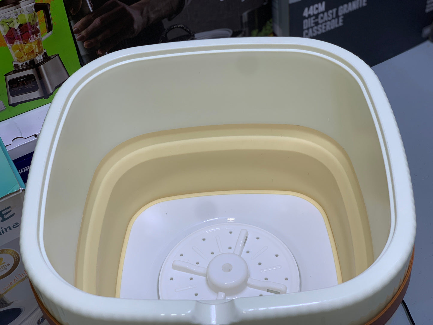 Maxtop Folding washing machine 50w can be used on solar system