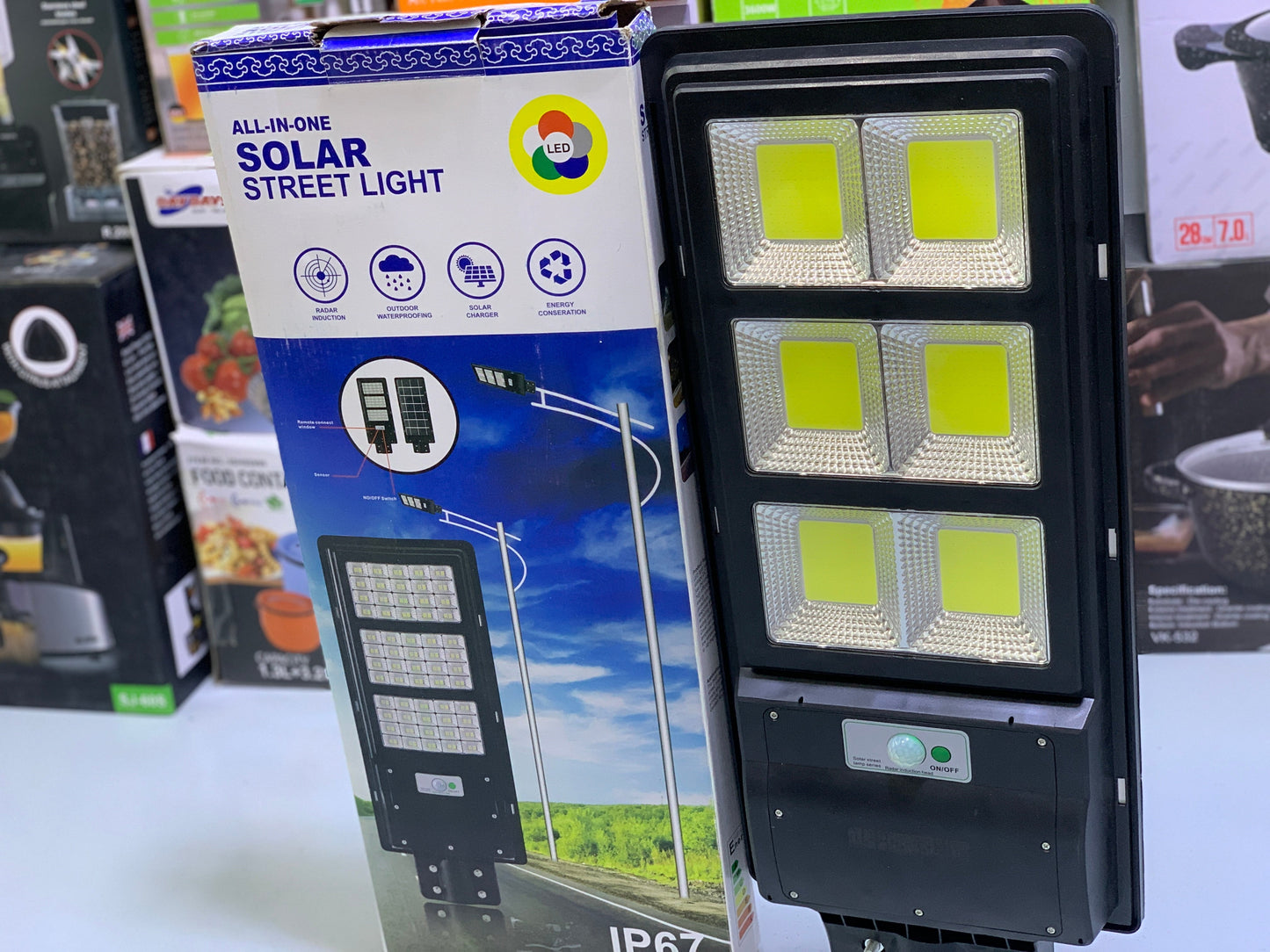 IP67 Waterproof and Dustproof Solar Street Light