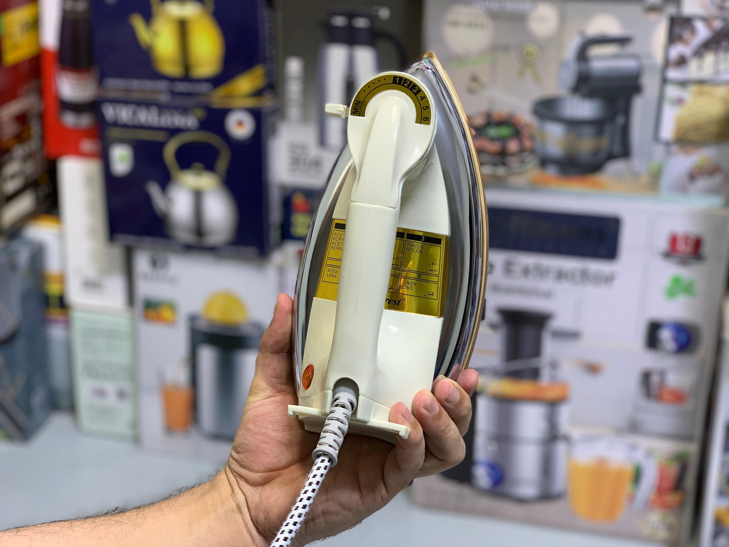 Super Crest Dry Iron 1200w  Power Consumption  Model SCT: 1034