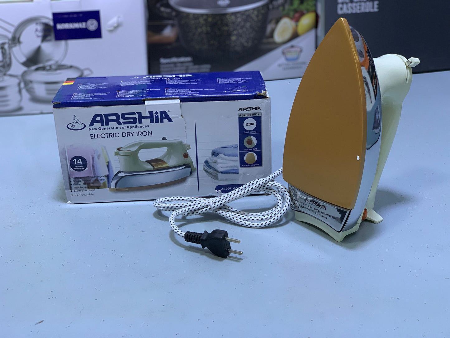 Arshia Dry iron 1200w Non Stick Plate