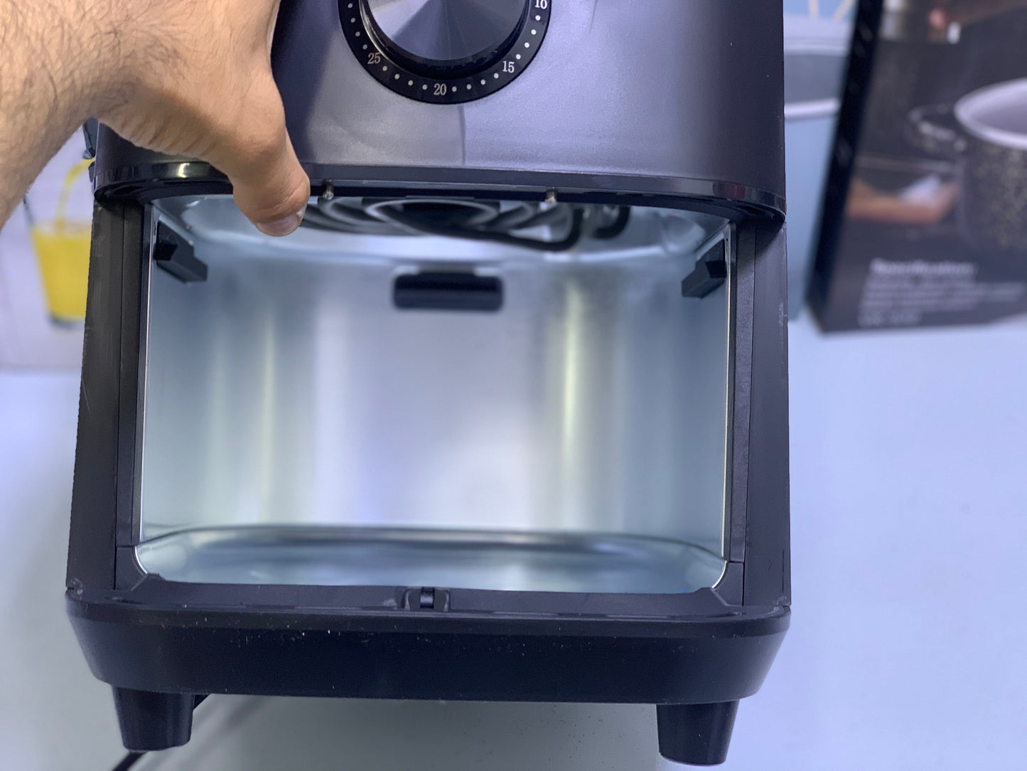 Povena Healthy Air Fryer 5.5L capacity Temperature Control |