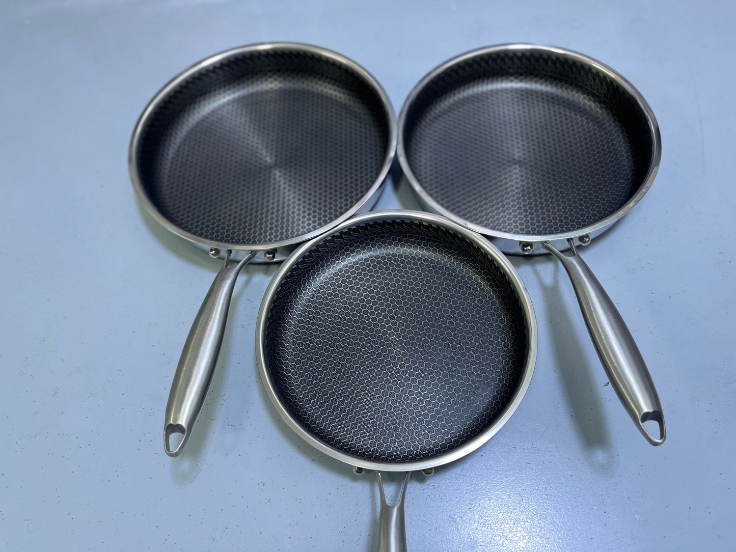 Honeycomb Fry Pan 316 | laser coated – Nonstick, (Without Lid)