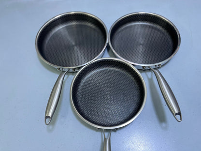 Honeycomb Fry Pan 316 | laser coated – Nonstick, (Without Lid)