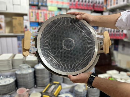 Laser coated Tawa | wooden handel | 34 & 38 cm
