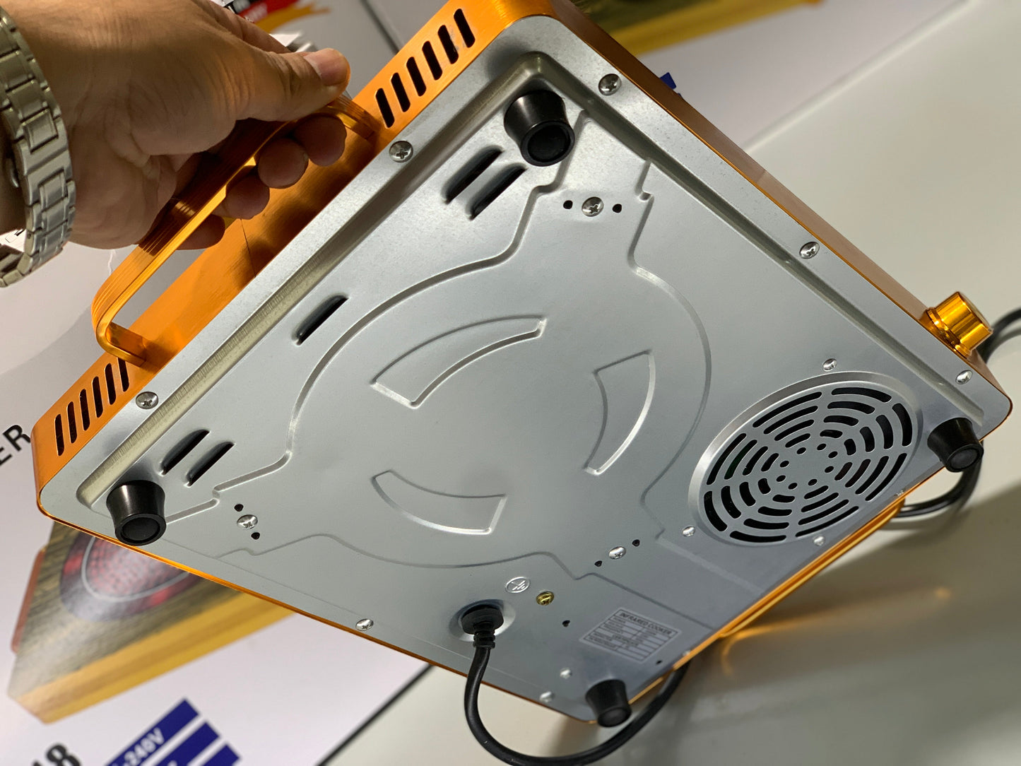 Imported B0MANN Induction Cooker 3500W (Model B0-118)