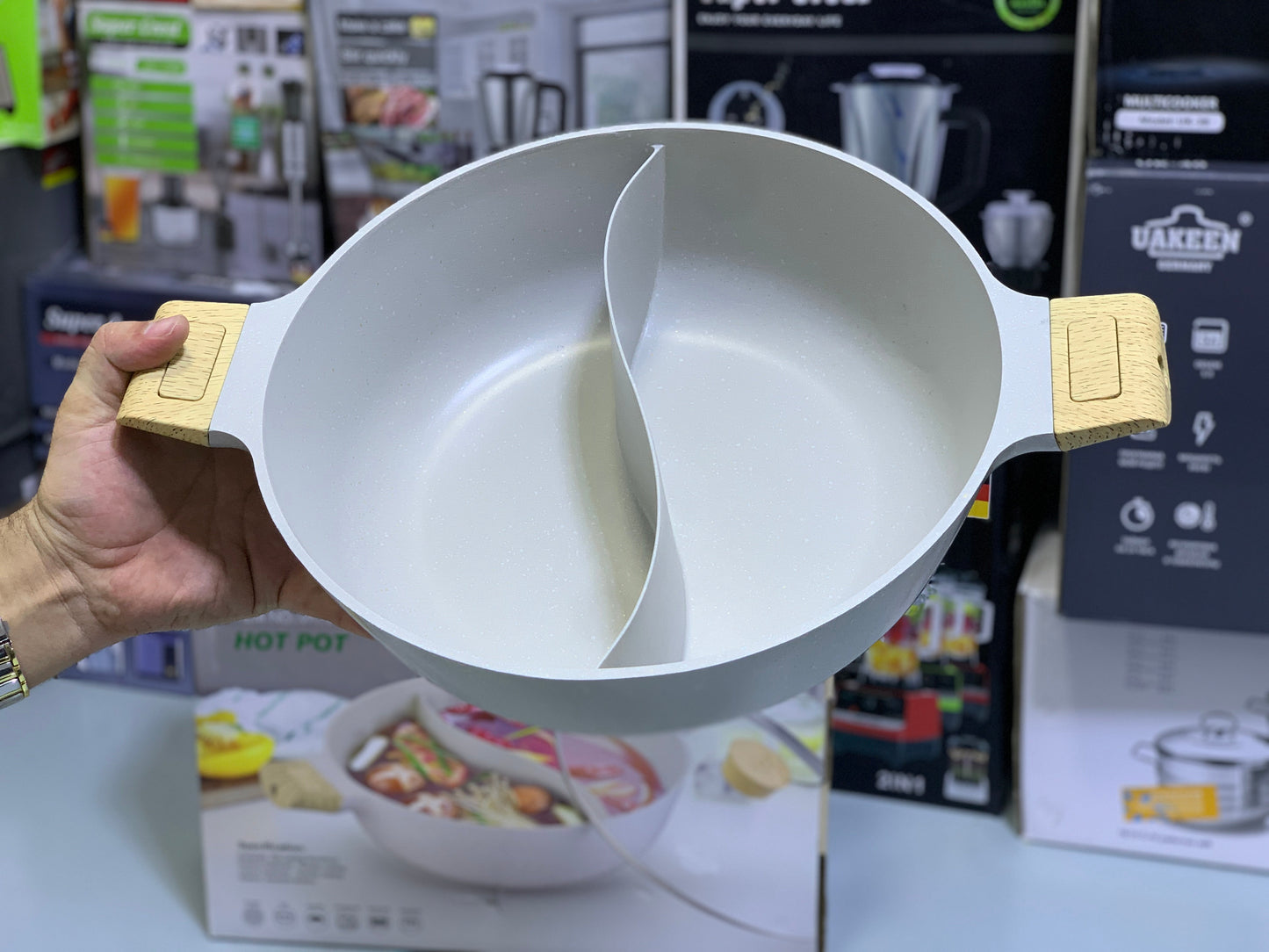 UAKEEN German HotPot