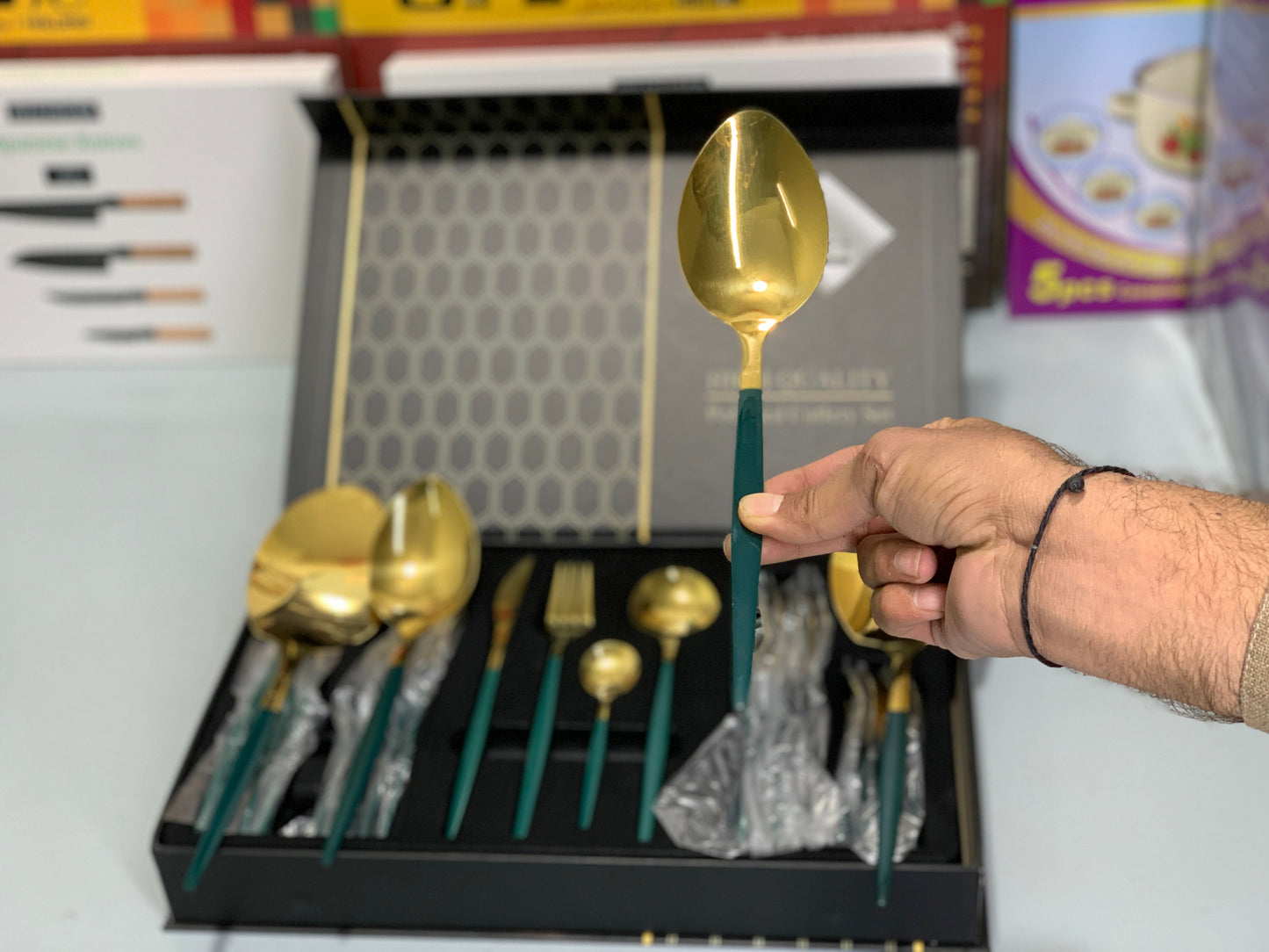 IMPORT Stainless Steel Cutlery Set 28 Pieces