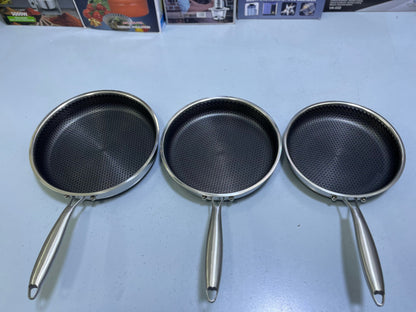 Honeycomb Fry Pan 316 | laser coated – Nonstick, (Without Lid)