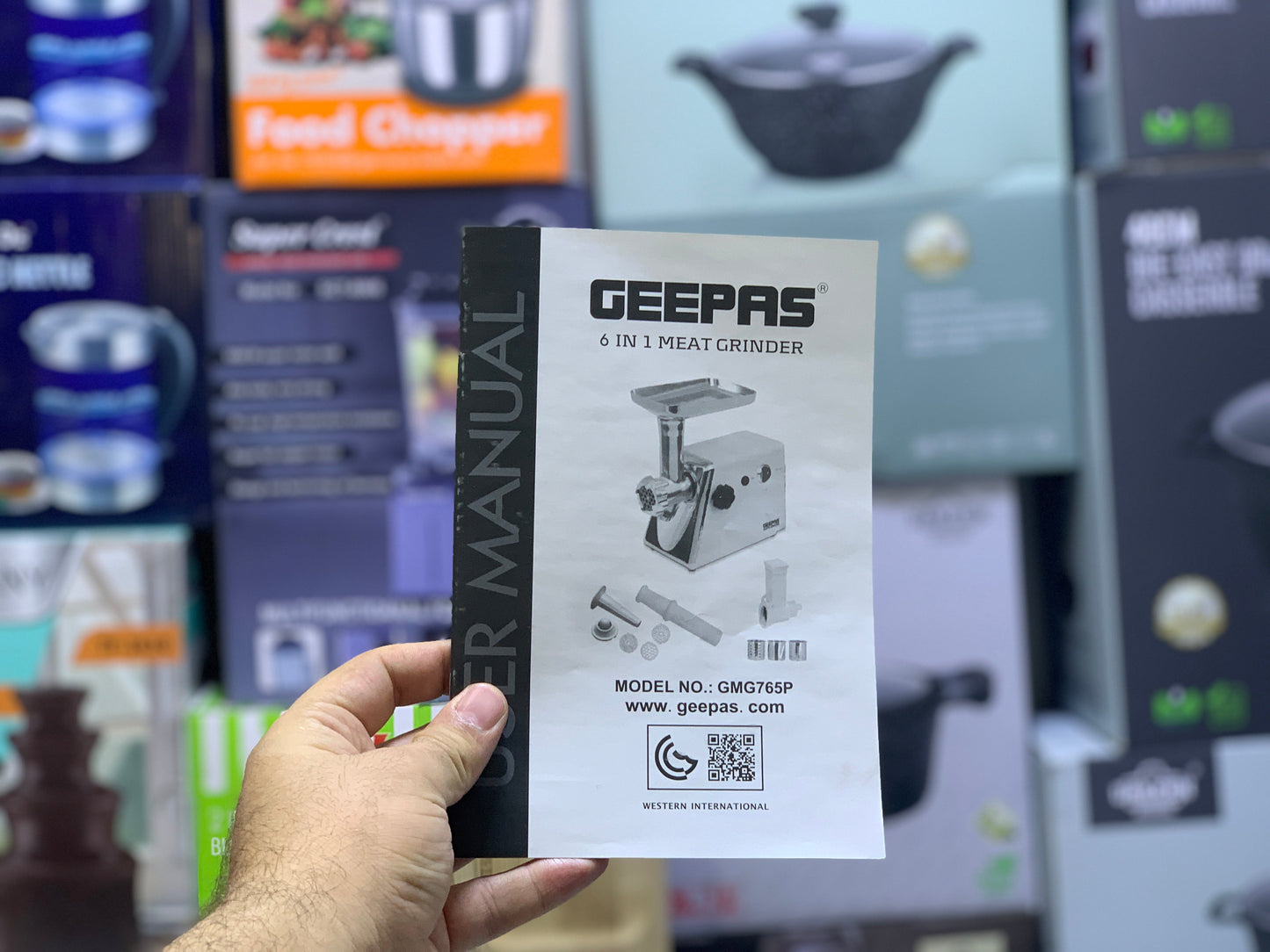 Original Geepas 6 in 1 Meat grinder 2200w with reverse function