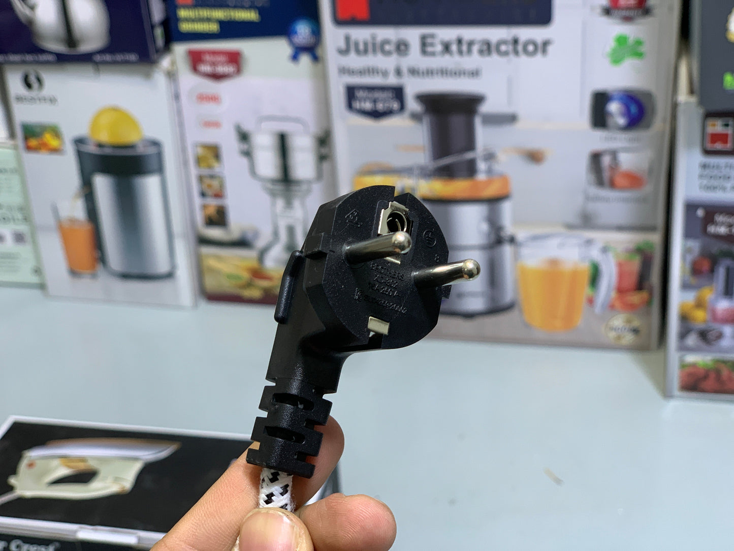 Super Crest Dry Iron 1200w  Power Consumption  Model SCT: 1034