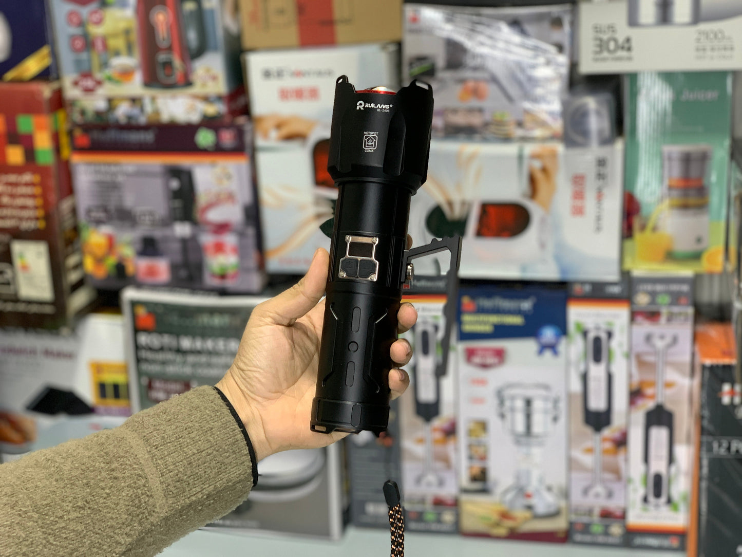 1Km Range LED Flashlight