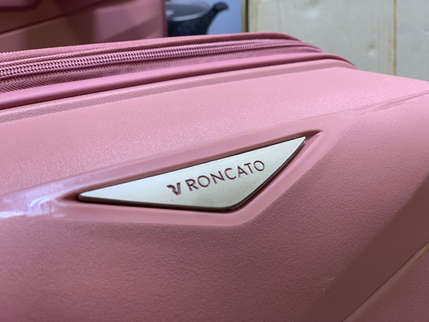 Roncato 3 Pieces Suitcase Set