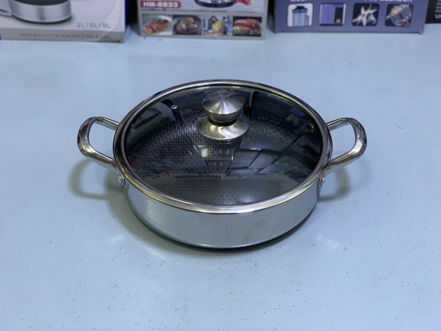 Laser Coating Shallow Casserole Honeycomb pattern And Non Stick (Size:26cm)