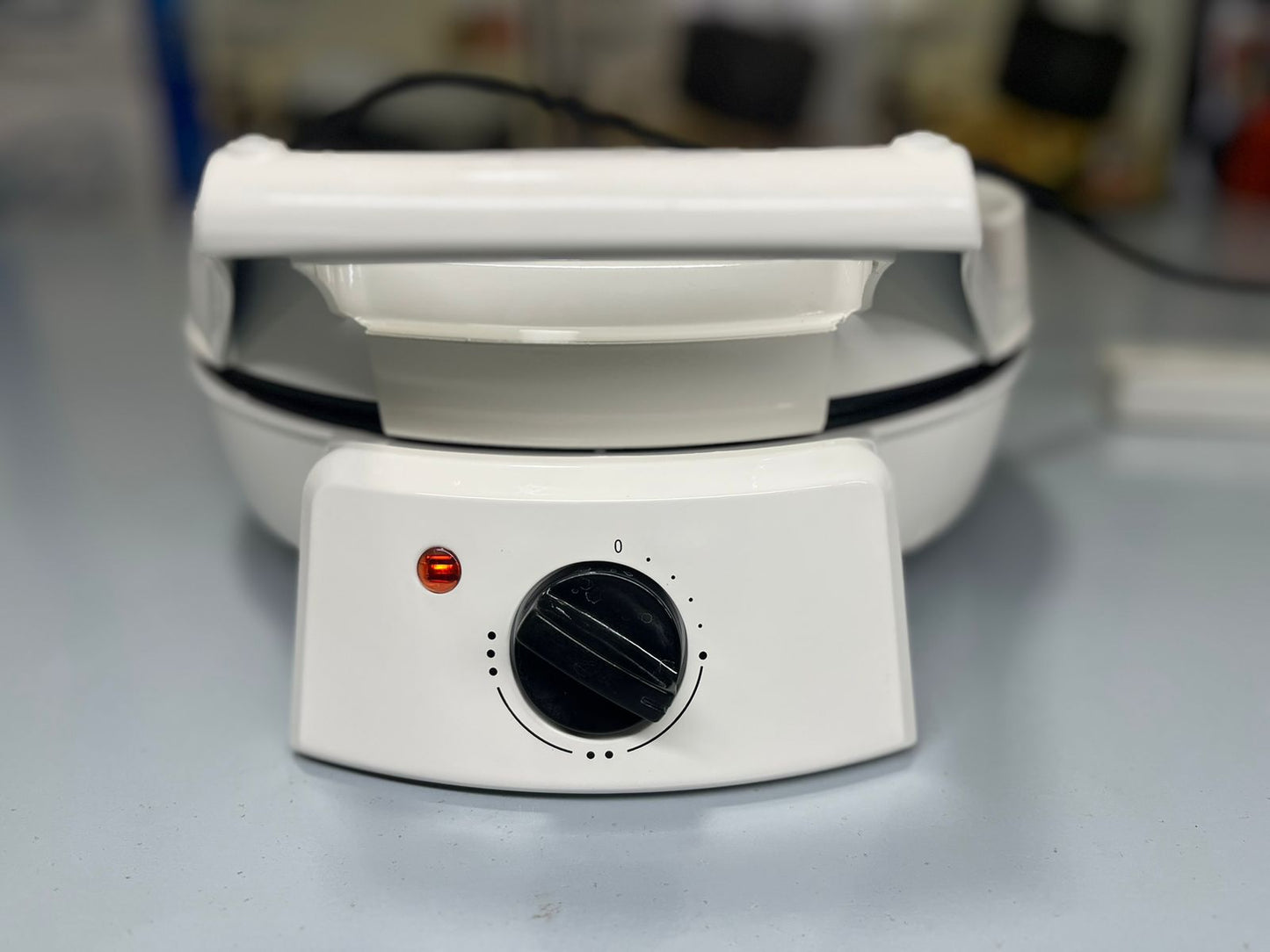 IMPORTED Geepas Pizza Maker GPM2035N