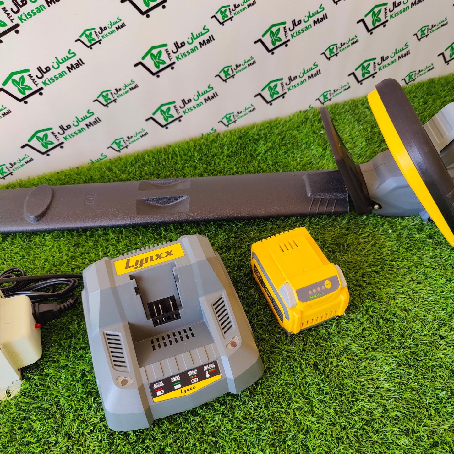 Import USA Lynxx Cordless Hedge Trimmer 40V